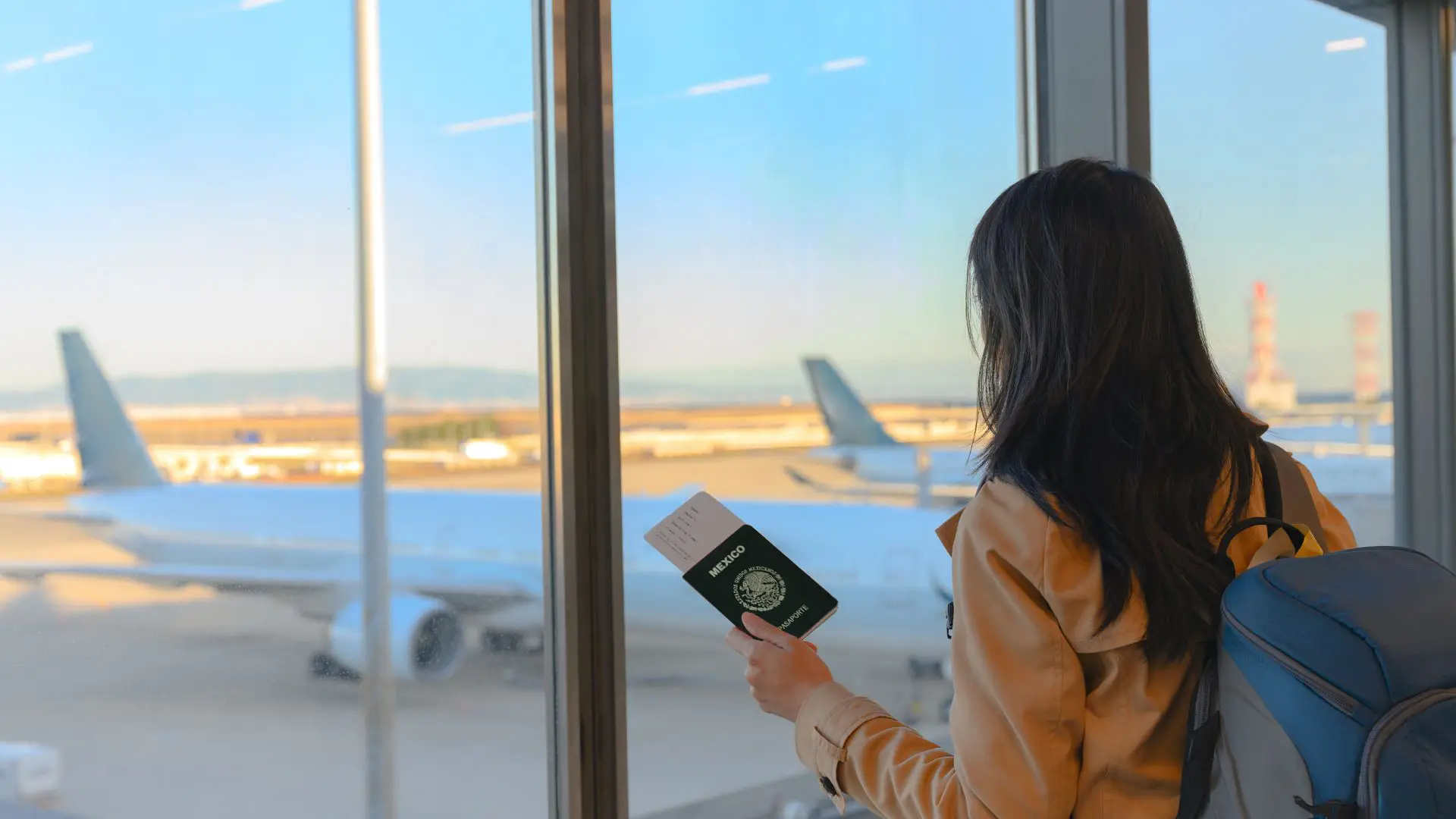 •	Personas con visa vigente de Estados Unidos. •	Viajeros que ingresarán a Canadá exclusivamente por vía aérea.